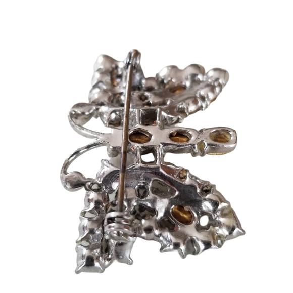 Vintage Rhinestone Butterfly Brooch Silver Tone Metal Finish - Picture 11 of 12